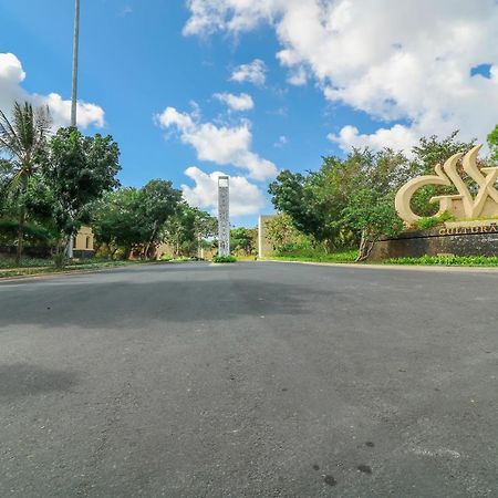 Oyo 2984 Berlian House Ungasan Hotel จิมบาราน ภายนอก รูปภาพ